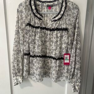 Vince Camuto sheer Black and White Floral Blouse